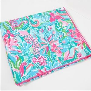Lilly Pulitzer NWT Microfiber Towel